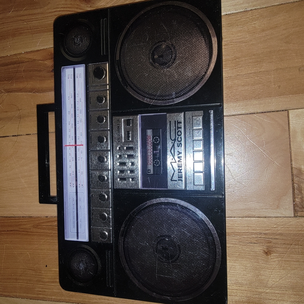 Jeremy Scott Black Boombox Makeup Collection